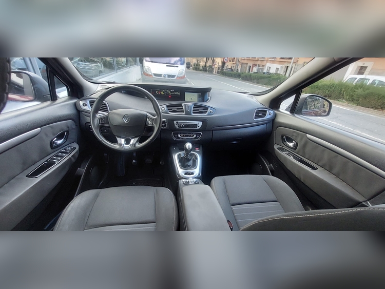 Renault Grand Scenic 1.6 dci 130cv foto 7